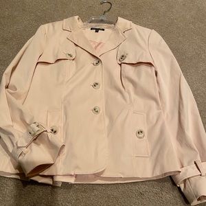 Woman’s Light Weight Jacket